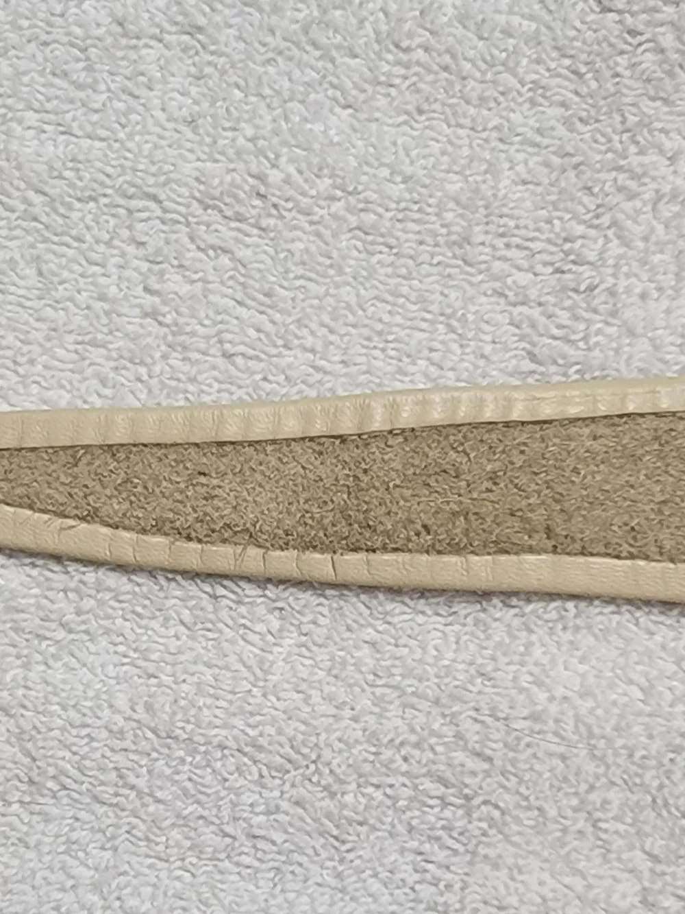Vintage Women’s Braided Vegan Leather Tie Belt in Beige EUC